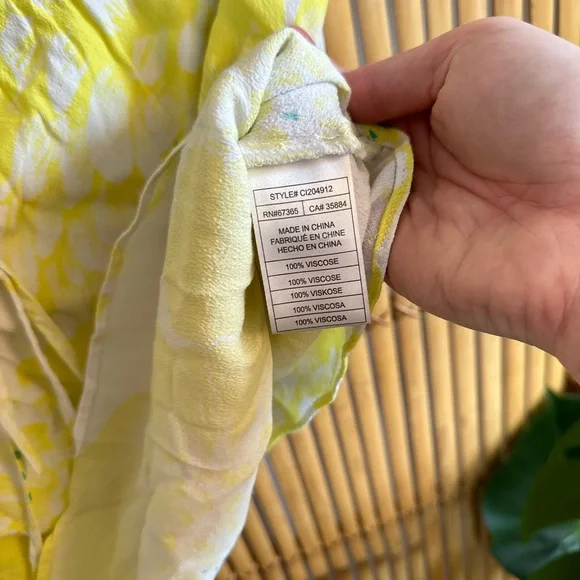 Cupcakes & Cashmere Yellow Tie-dye Mini Skirt Swim Coverup / Sarong Large - Picture 7 of 7